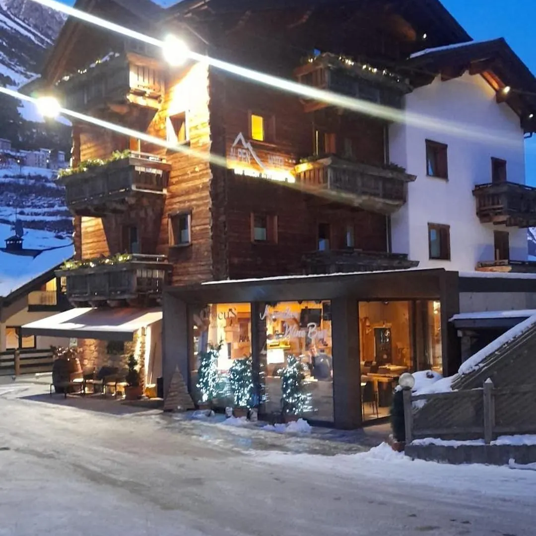 Alpen Hotel Chalet Pradelle 3*,